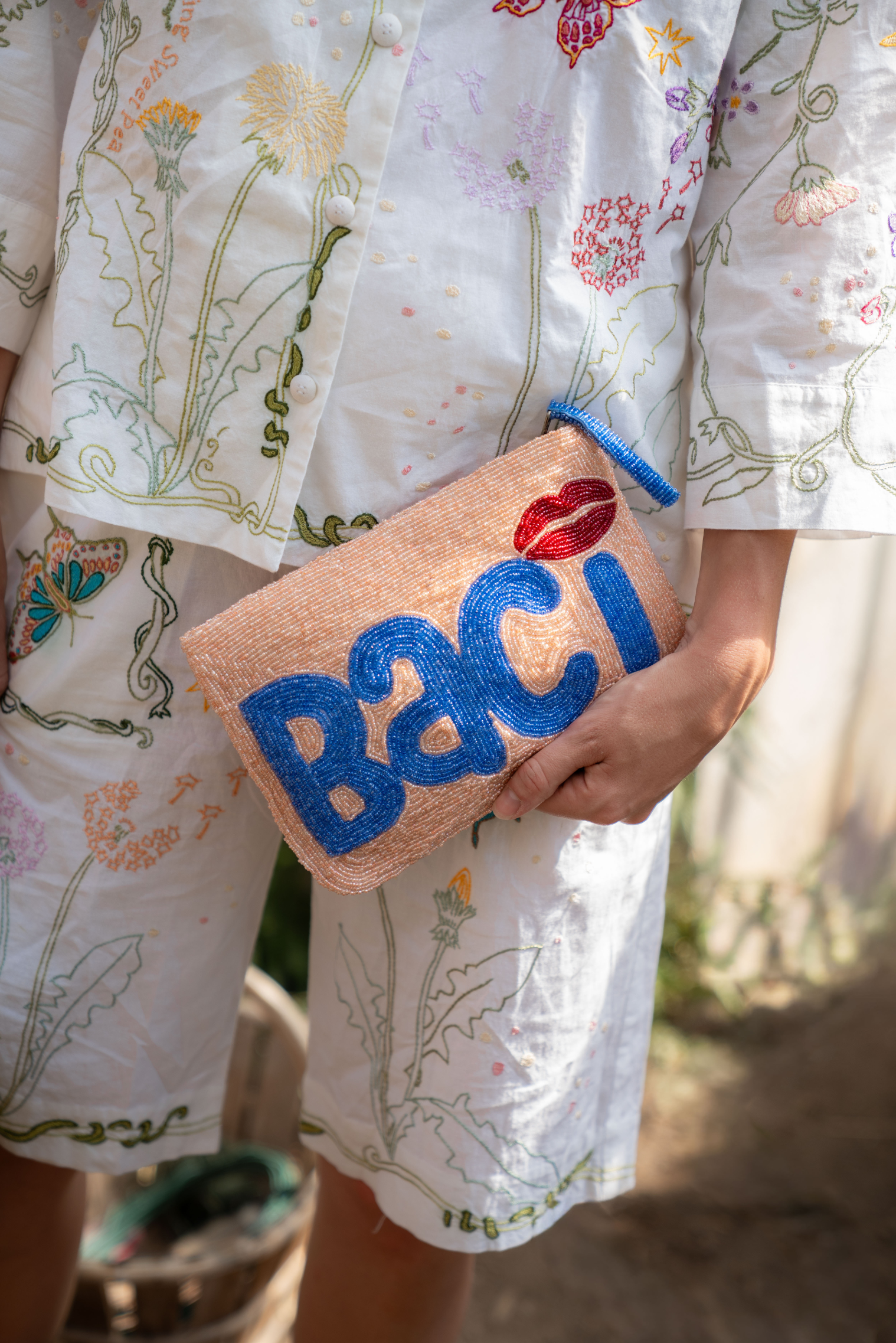 Lightweight Beaded Clutch Bag for Daily Wear - Image 2