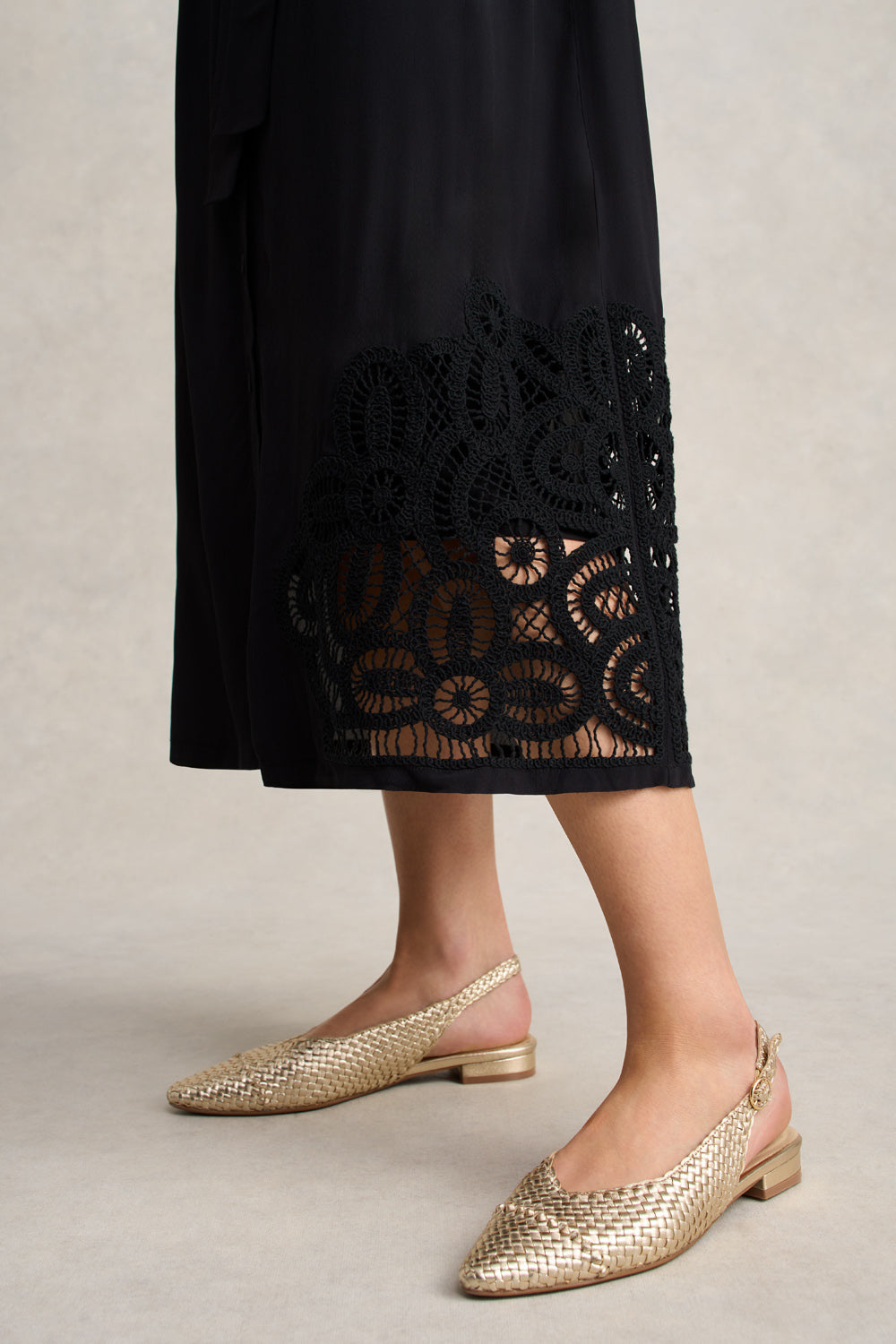 Lace Insert Dress – Black