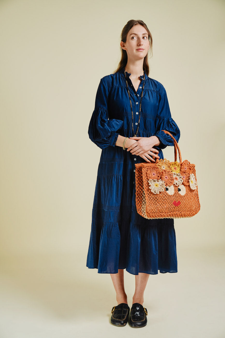 Distinctive Woven Carry Bag for Daily Wear - Image 5