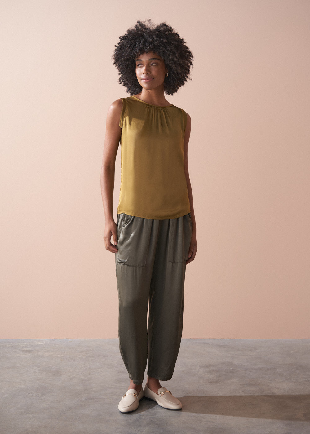 Versatile Lightweight Olive Satin Top - Image 4