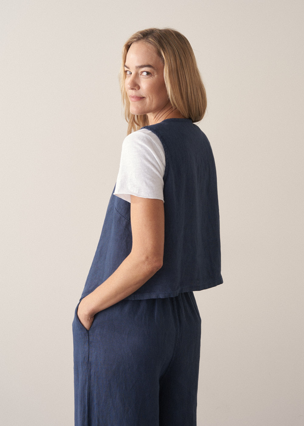 Lightweight Modern Navy Linen Waistcoat - Image 6