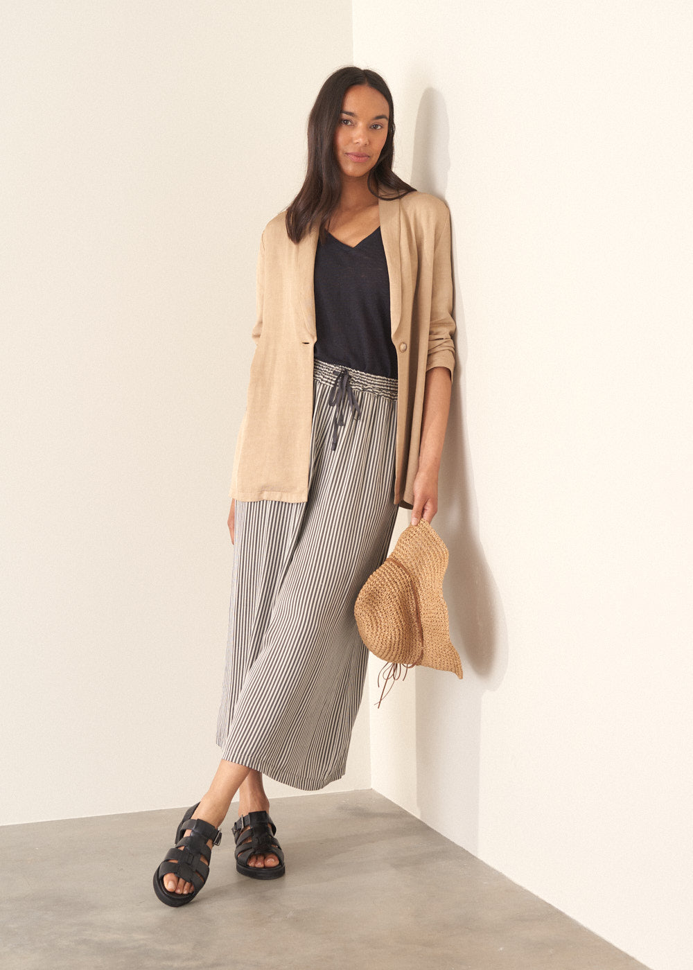 Lightweight Modern Relaxed Sand Jacket - Image 4