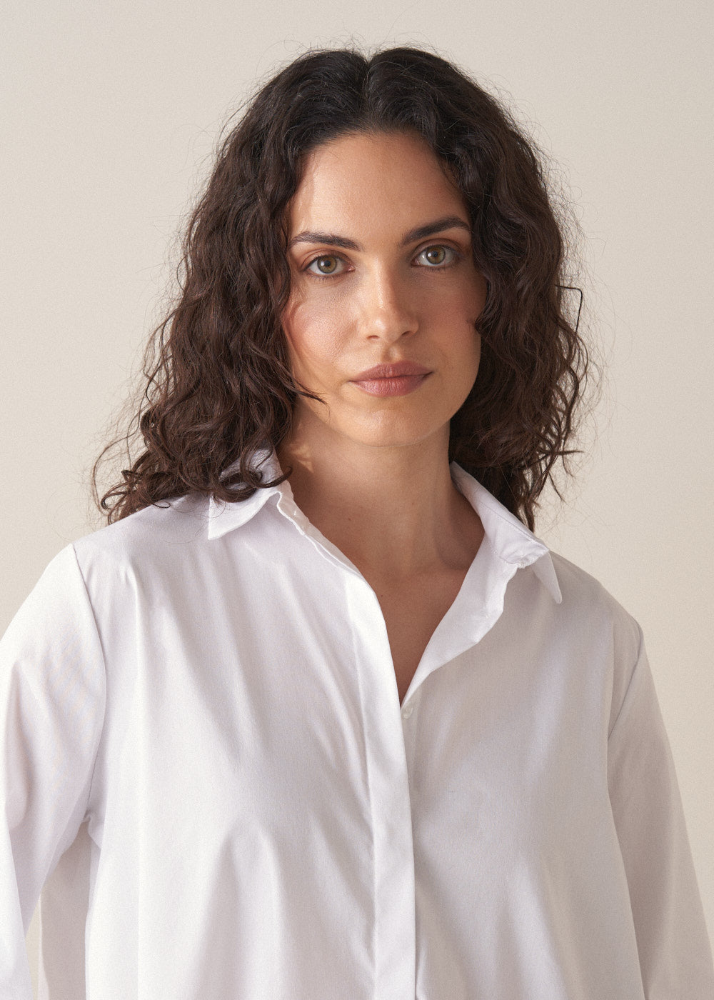 Modern Relaxed Refined White Shirt - Image 3