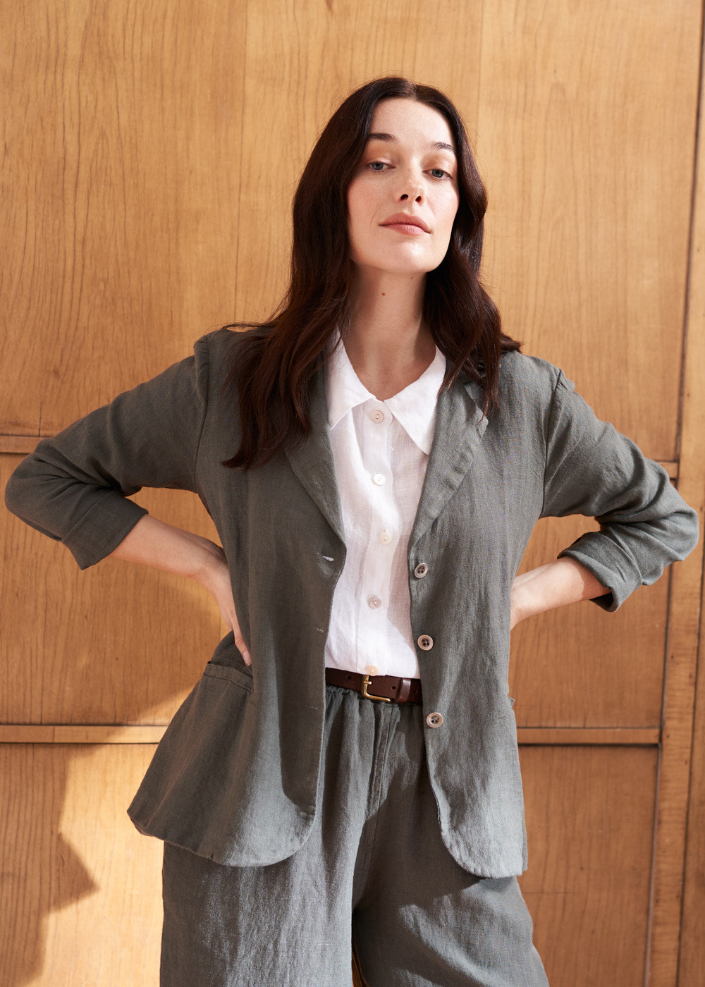 Lightweight Modern Khaki Linen Jacket - Image 7