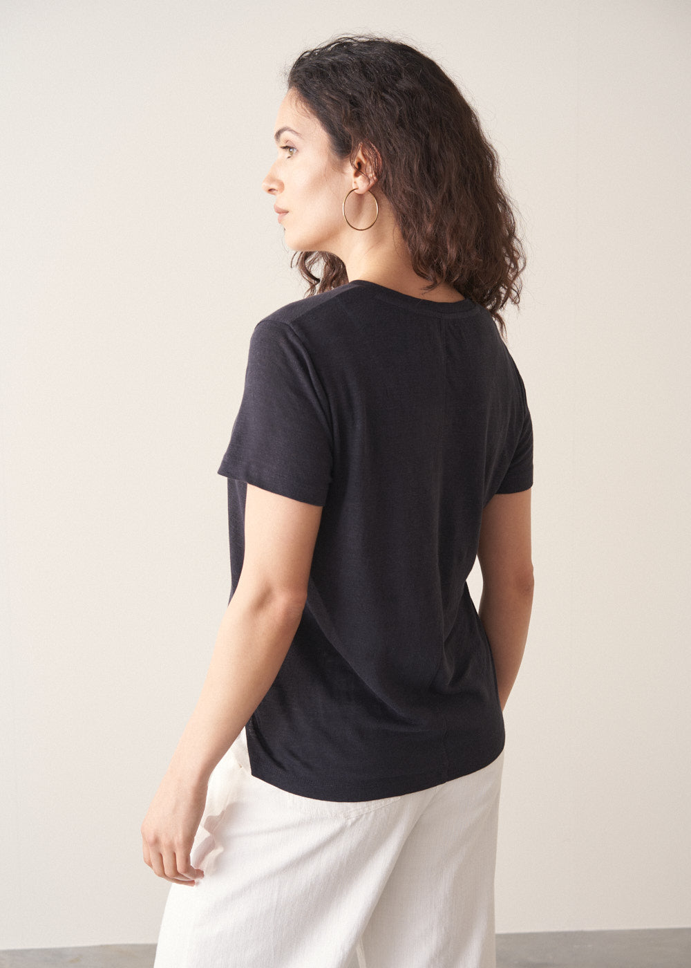 Black V Neck Linen Shirt - Image 5