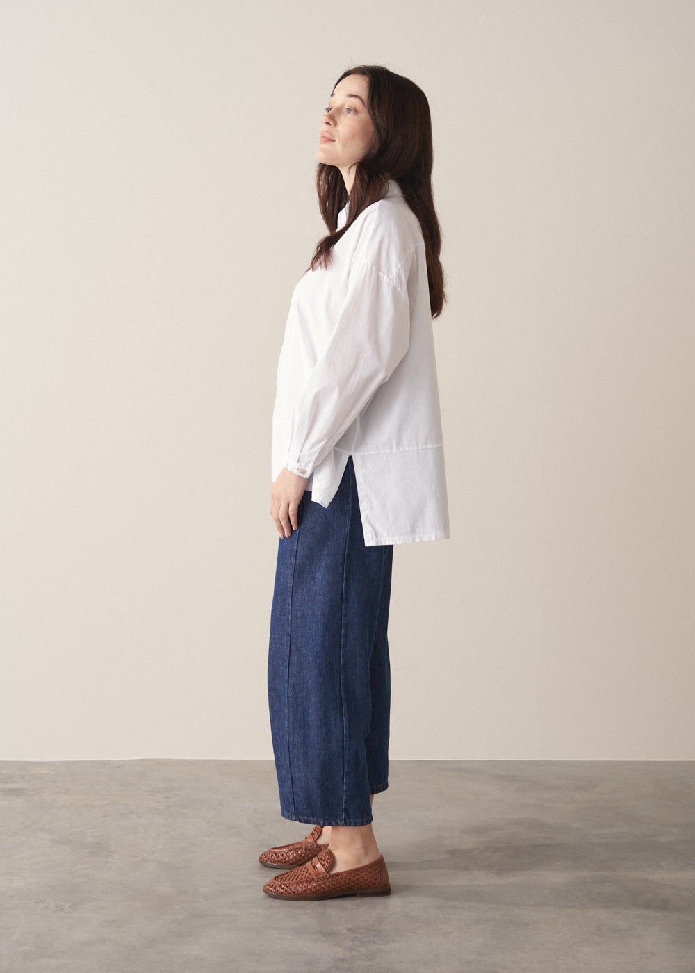 Refined Versatile Lightweight Modern Shirt - Image 4