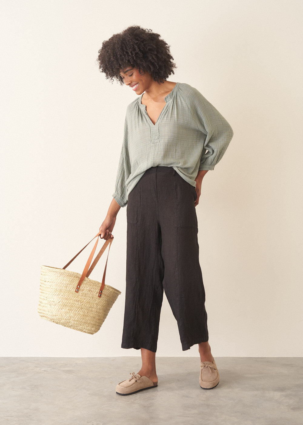 Versatile Light Khaki Cotton Top - Image 5